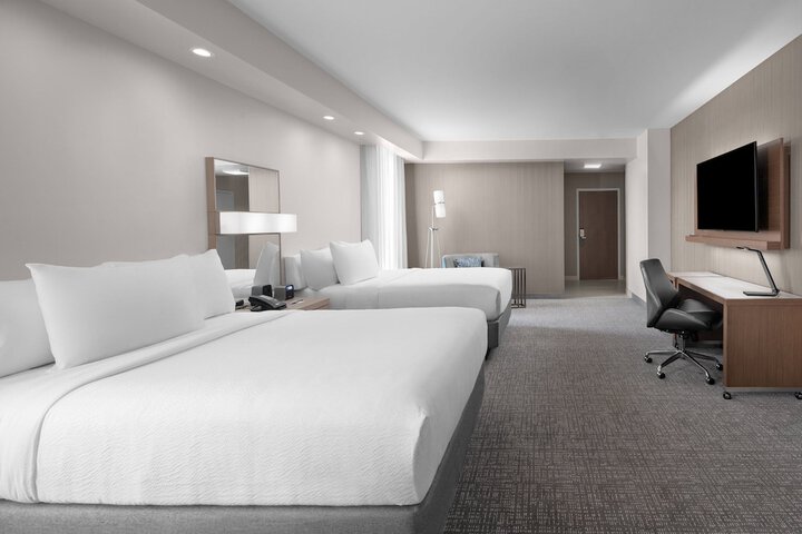 Room 15 of 53