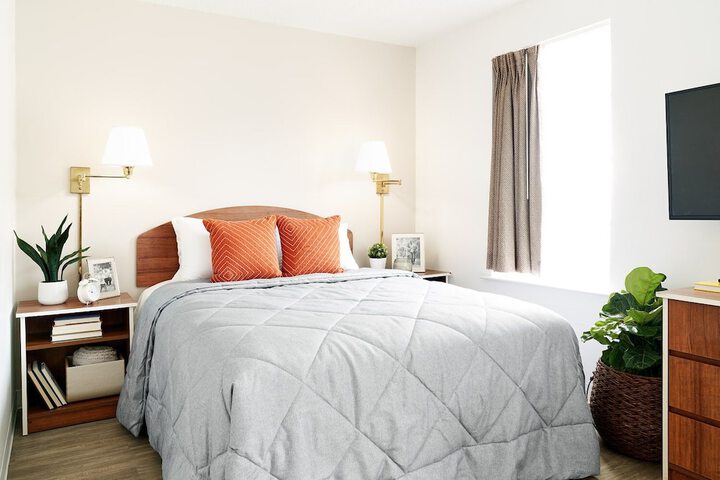 Room 12 of 15
