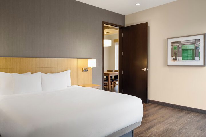 Hyatt Place Milwaukee / Downtown