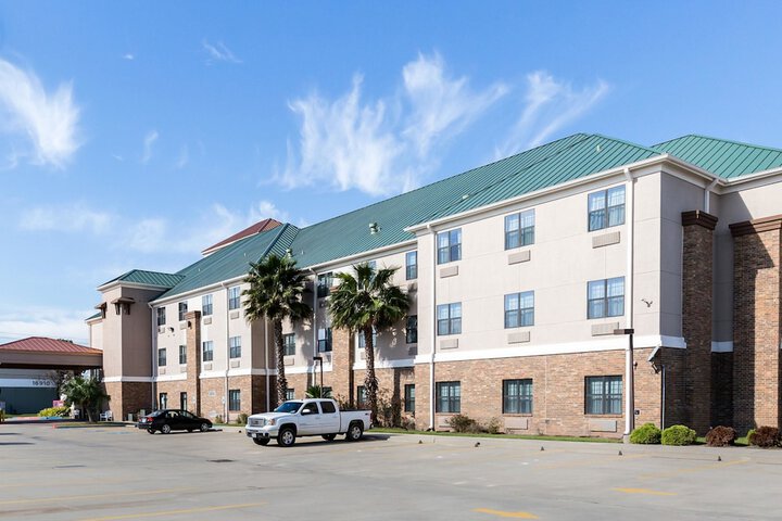 Hotel 4 of 27