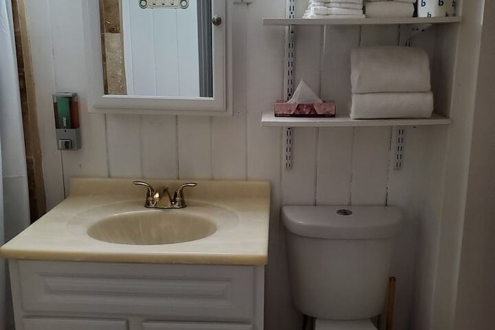 Room 139 of 219