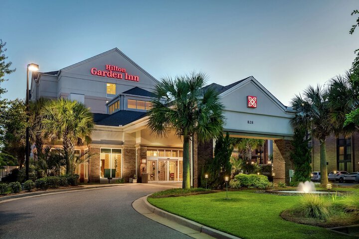 Hotel 4 of 63