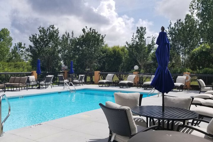 Pool 4 of 33