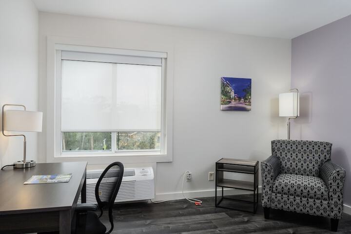 Room 14 of 68