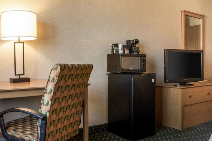 Comfort Inn Jamestown South