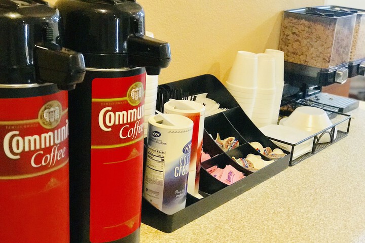 Breakfast/Coffee Service 16 of 19