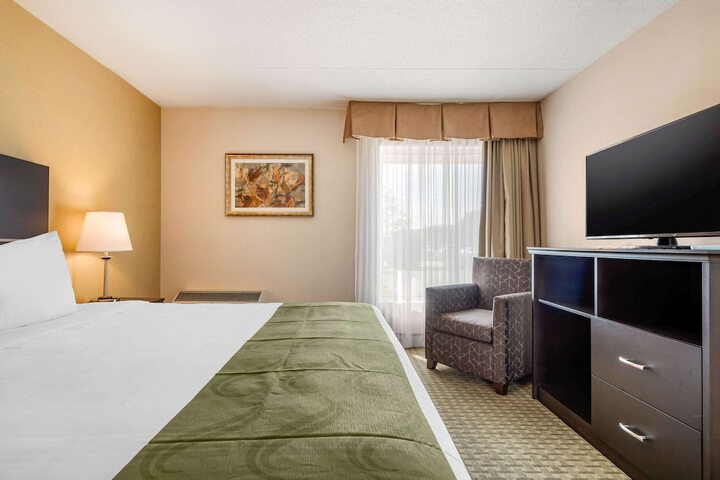 Room 20 of 38