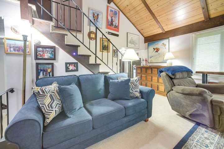 Hunter Hideaway w / Yard & Deck: 3 Mi to Ski Slopes