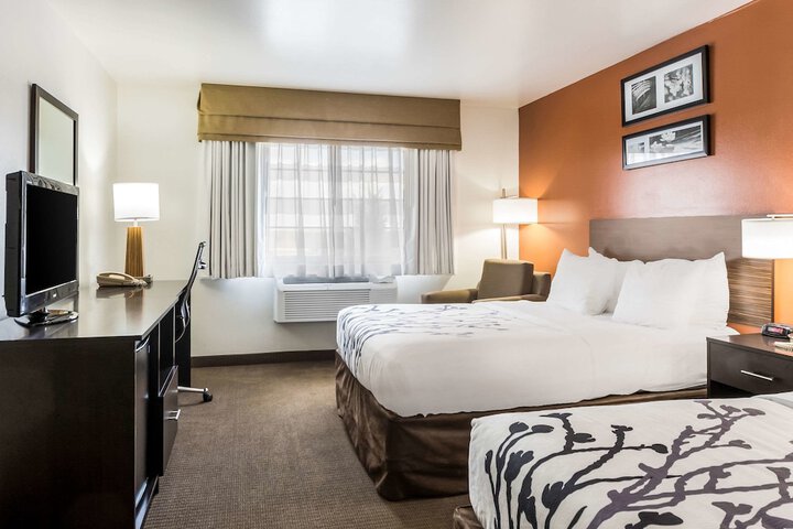 Sleep Inn & Suites North Liberty - Liberty City