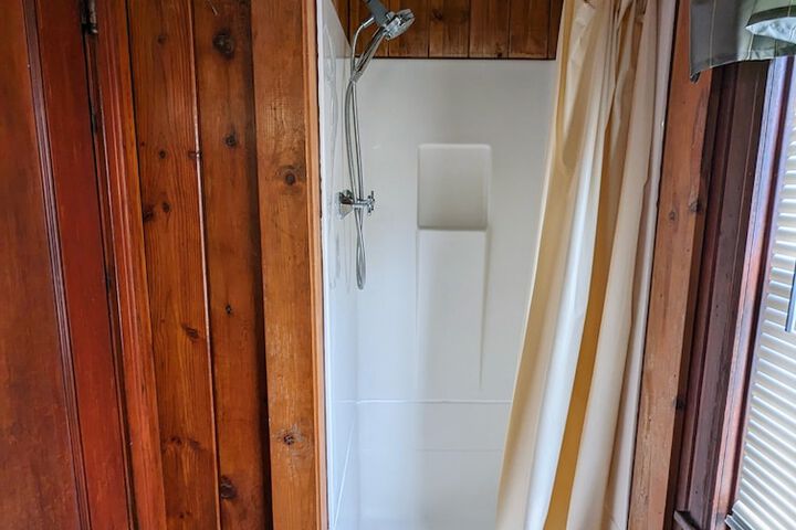 Room 57 of 140