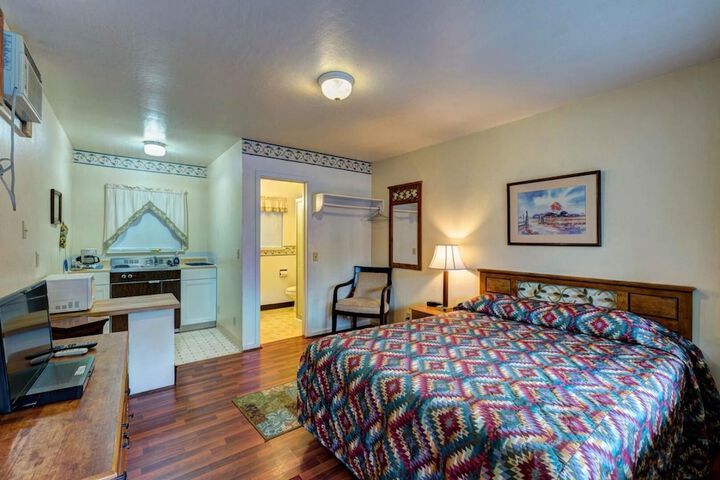 Room 18 of 31