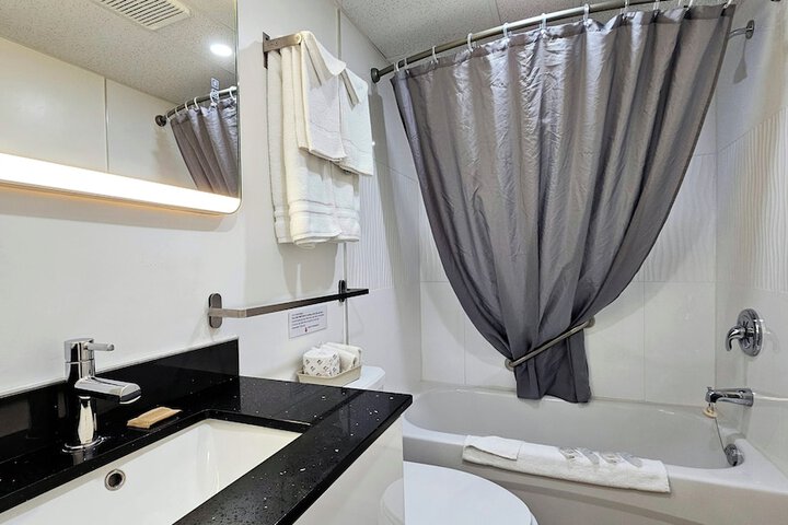 Cloud 9 Inn
