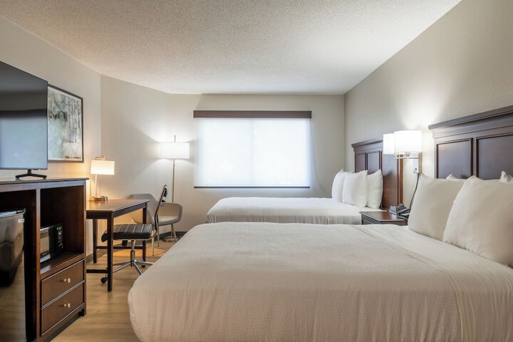 Best Western The Inn at Sharon / Foxboro