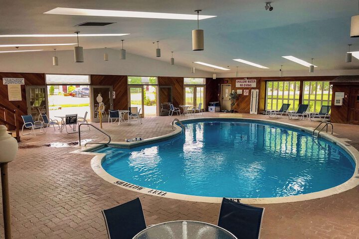 Pool 2 of 34