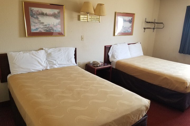 Americas Stay Inn