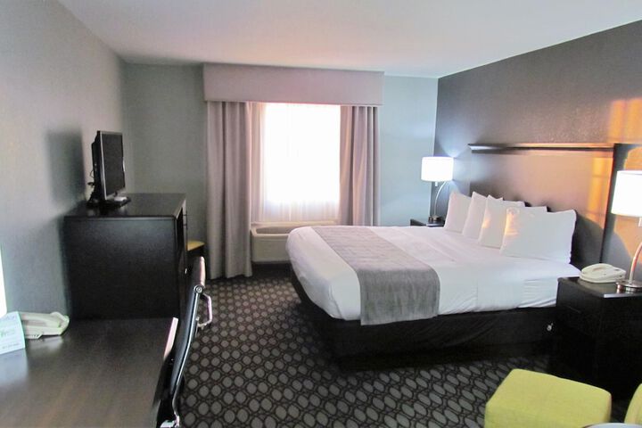 Room 33 of 75