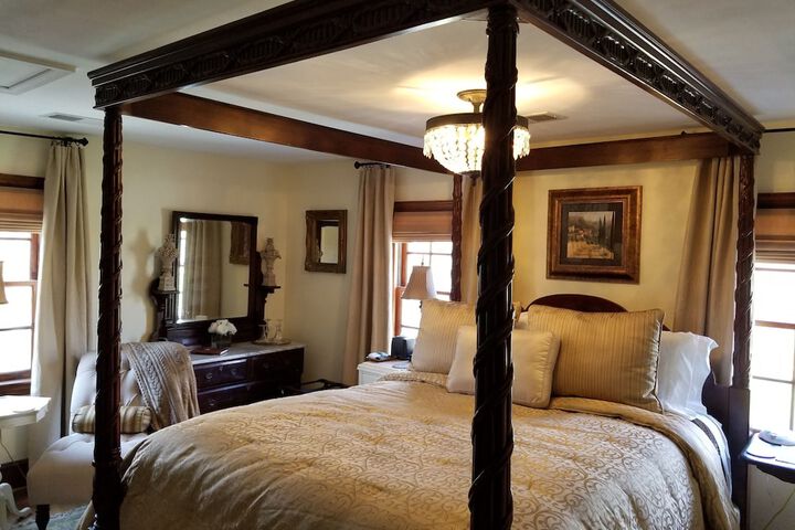 Room 45 of 63