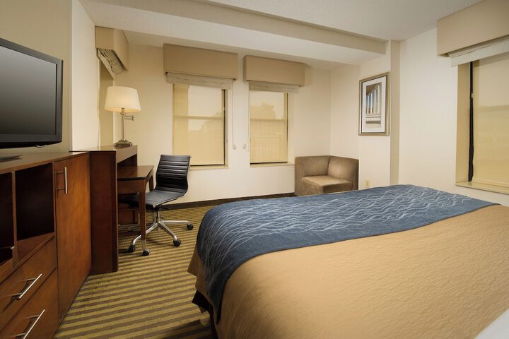 Room 12 of 19