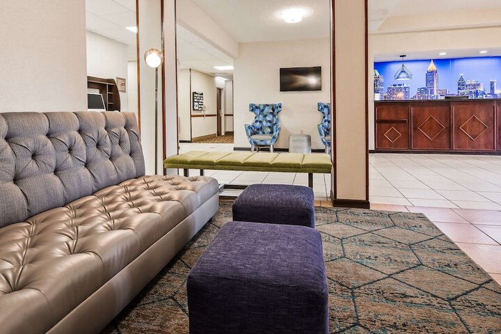 Hotel Interior 4 of 20