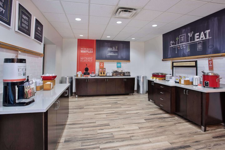 Hampton Inn & Suites Athens-I-65 (Huntsville Area)