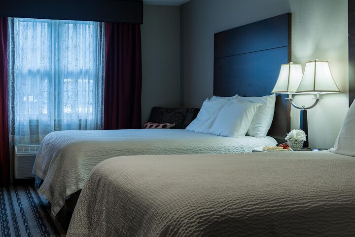 Room 15 of 25