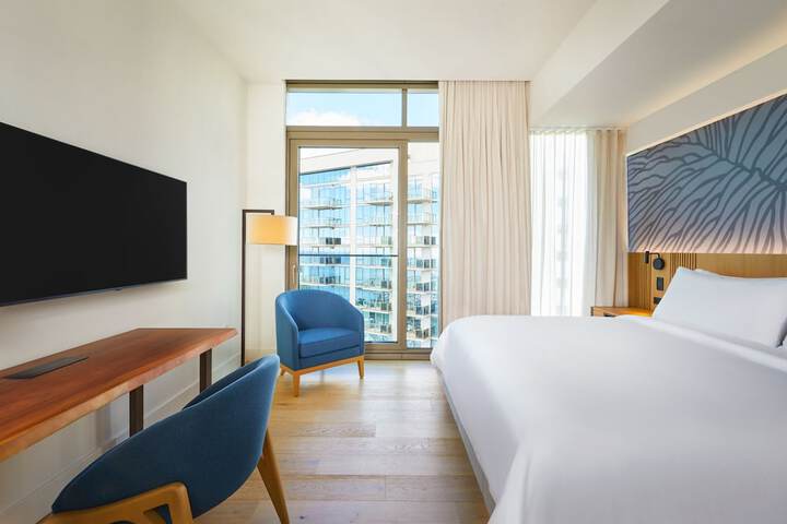 Room 54 of 112