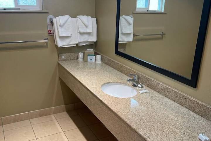 Super 8 by Wyndham Crescent City