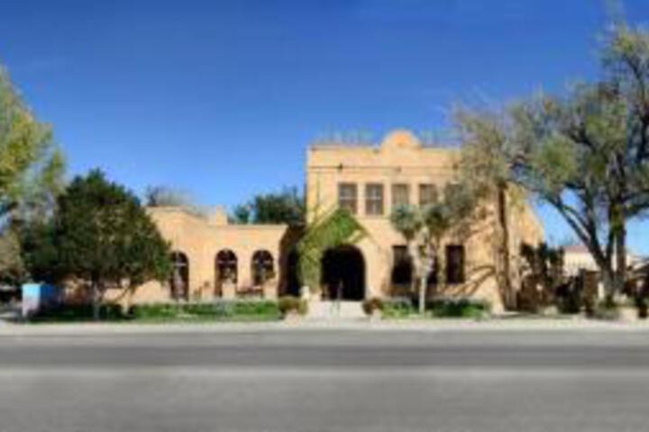 Gage Hotel