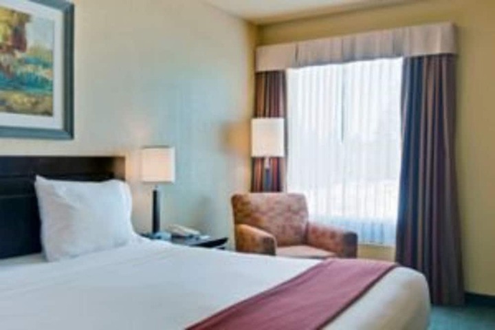 Room 4 of 26