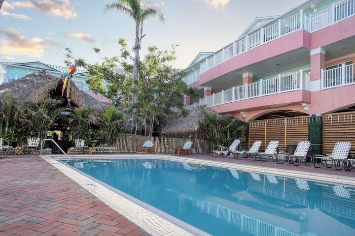 The Lighthouse Resort Inn & Suites