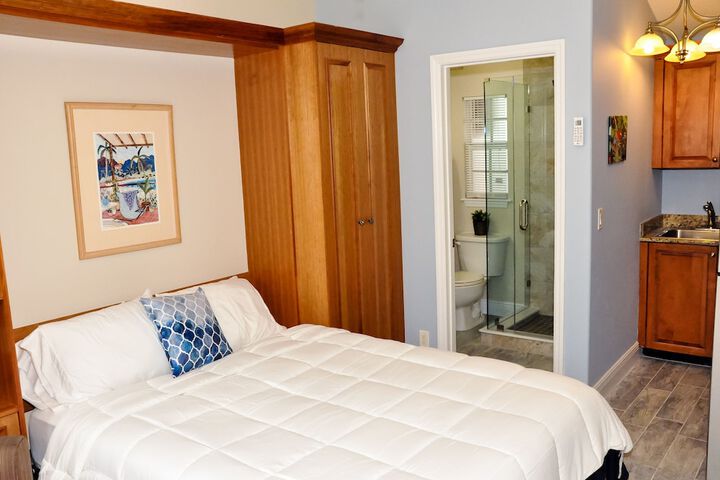 Room 16 of 29
