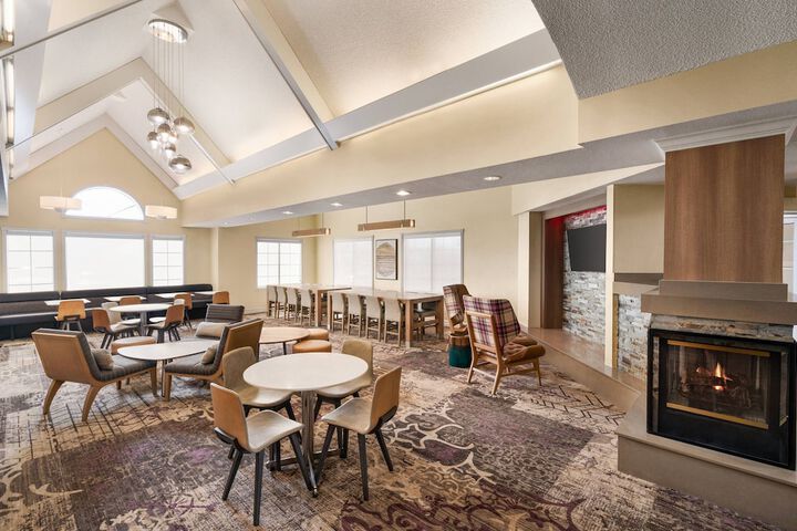 Hotel Interior 11 of 28