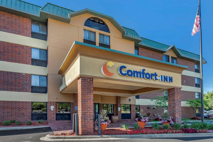 Hotel 2 of 62