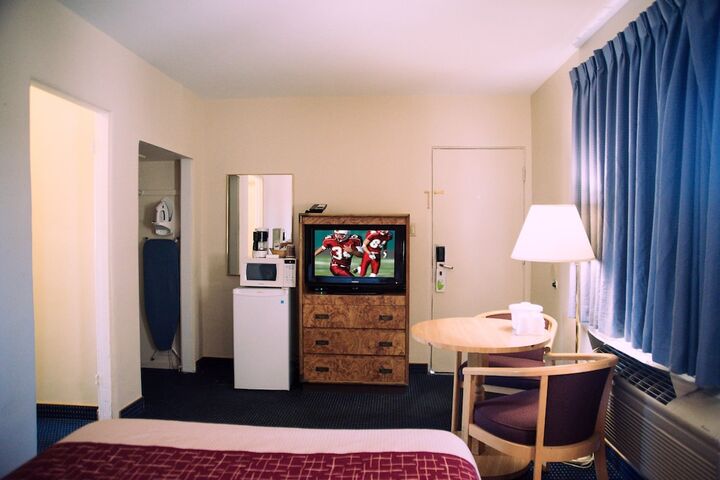 Room 29 of 34