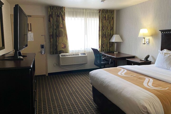 Room 55 of 74
