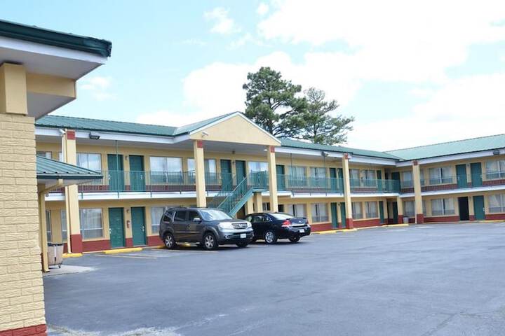 Hotel 6 of 34