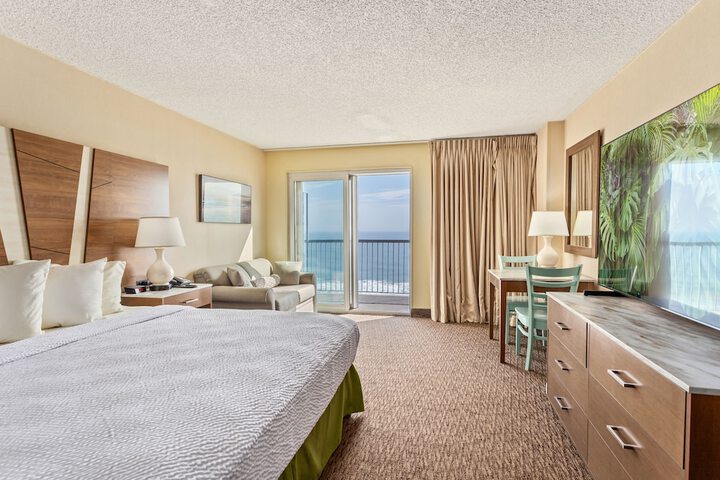 Room 43 of 62