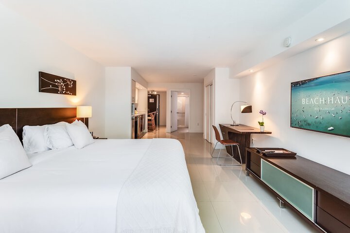 Beach Haus Bal Harbour
