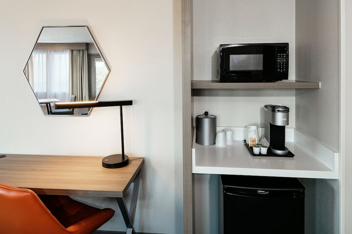 Room 26 of 71