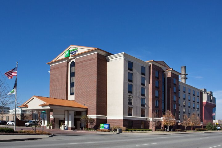Hotel 5 of 67