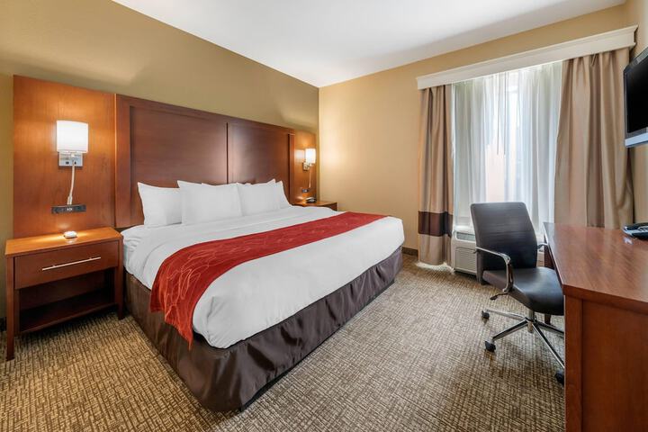 Comfort Suites Barstow near I-15