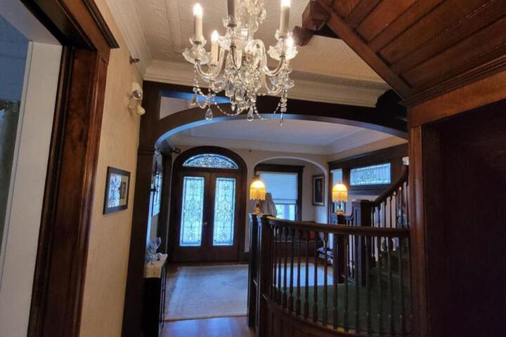 Ruby Manor Bed & Breakfast