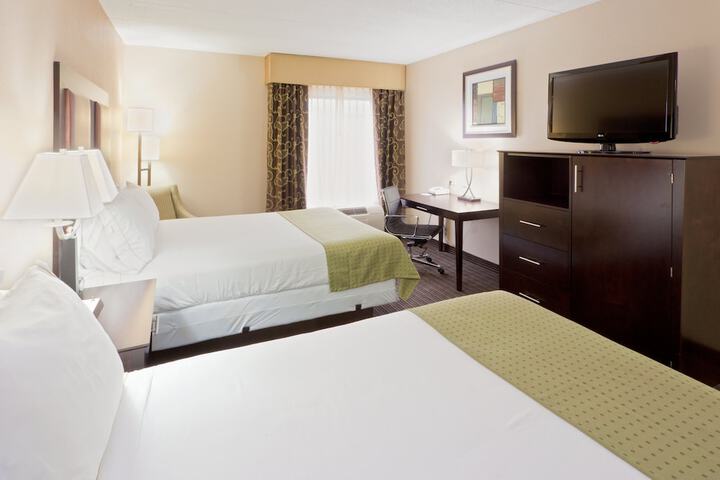 Room 16 of 32