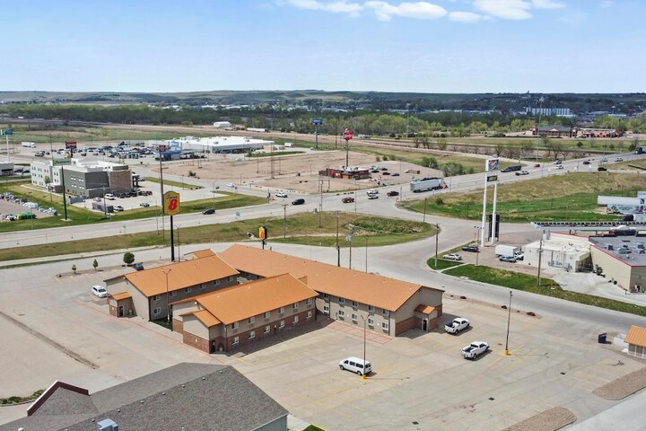 Super 8 by Wyndham Ogallala