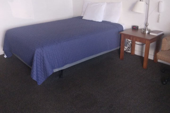 Room 7 of 15