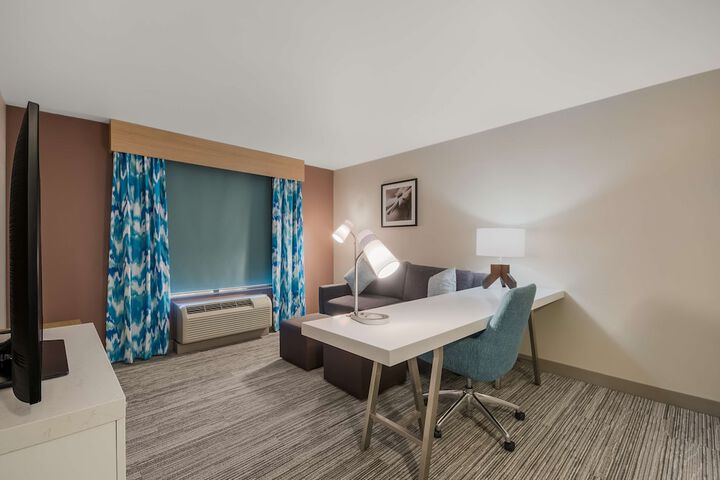 Room 42 of 72