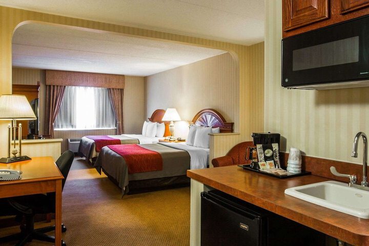 Room 27 of 41