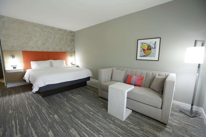 Room 27 of 50