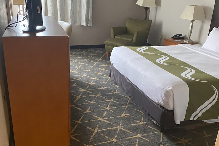 Room 19 of 36