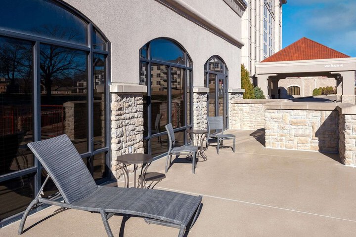 Terrace/Patio 46 of 48
